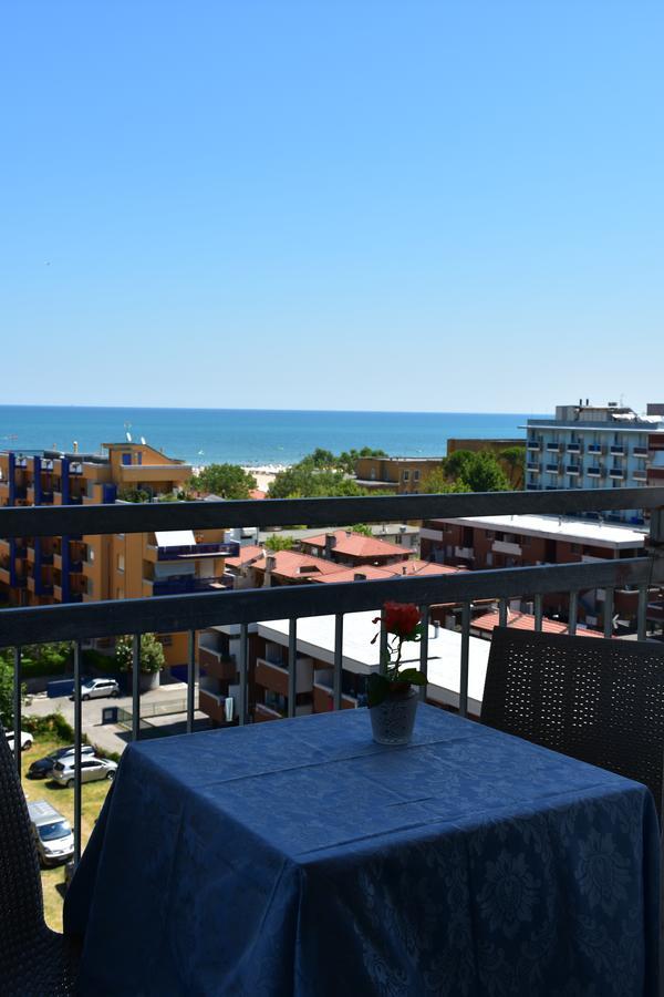Hotel Gambrinus ริมินี ภายนอก รูปภาพ